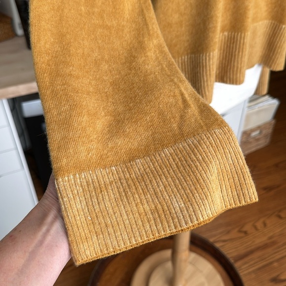 ELIZABETH and JAMES Cashmere Sweater Oversized Slouchy Casual Lux, Size XS - Picture 7 of 16